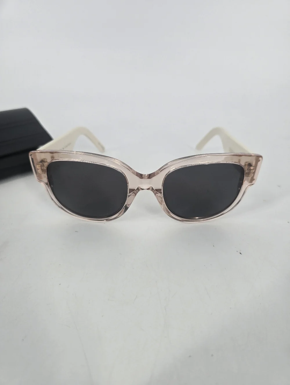 Dior Wildior BU Cat Eye Embossed Sunglasses in Pink with Case and Cloth